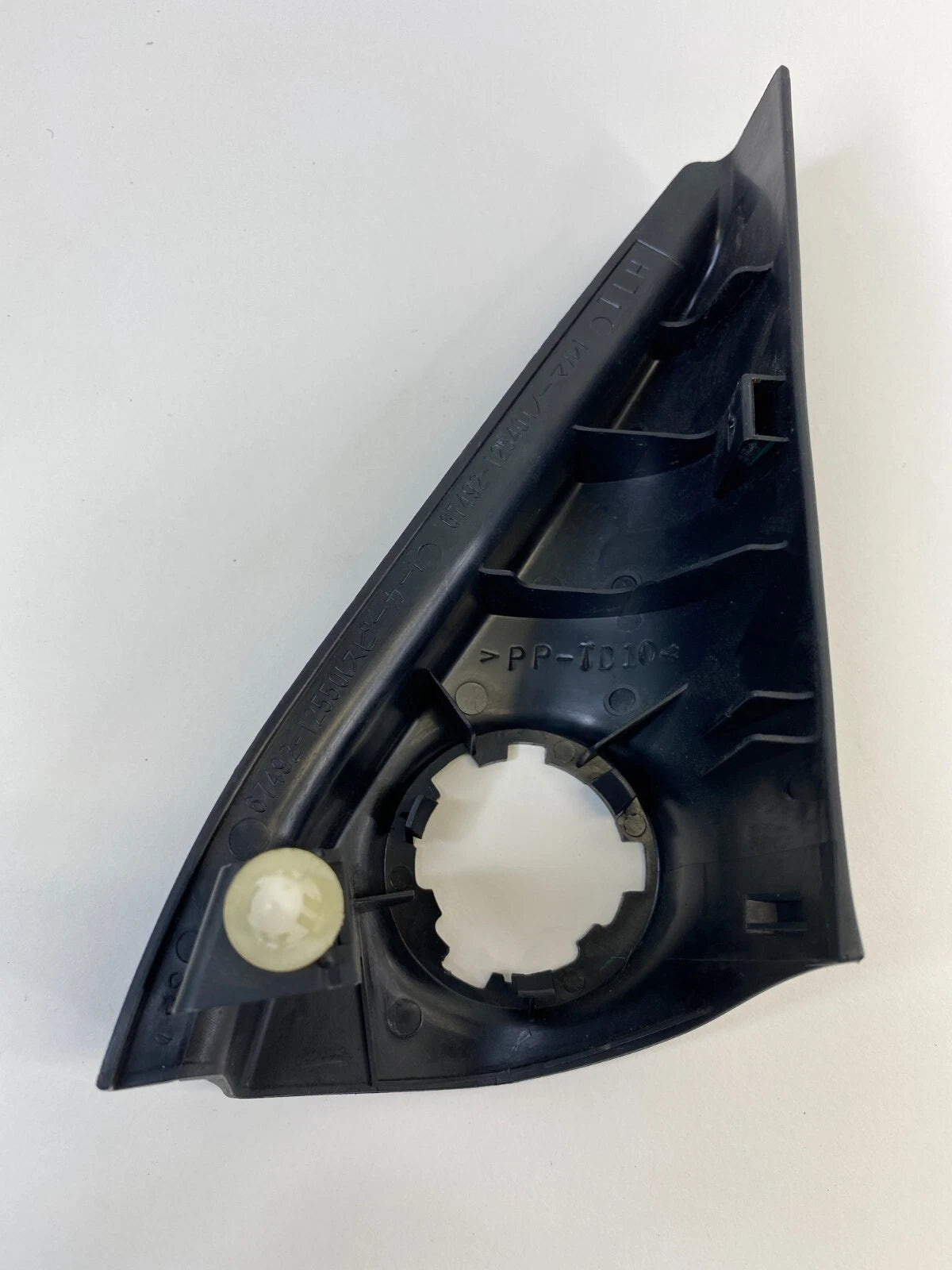 2008-2015 SCION XB WAGON SUV 4DR FRONT LEFT DRIVER DOOR CORNER COVER 67492-12550