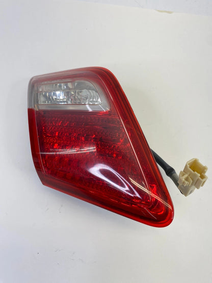 2007-2009 TOYOTA CAMRY REAR LEFT SIDE TRUNK LID INNER TAILLIGHT TAIL LIGHT LAMP