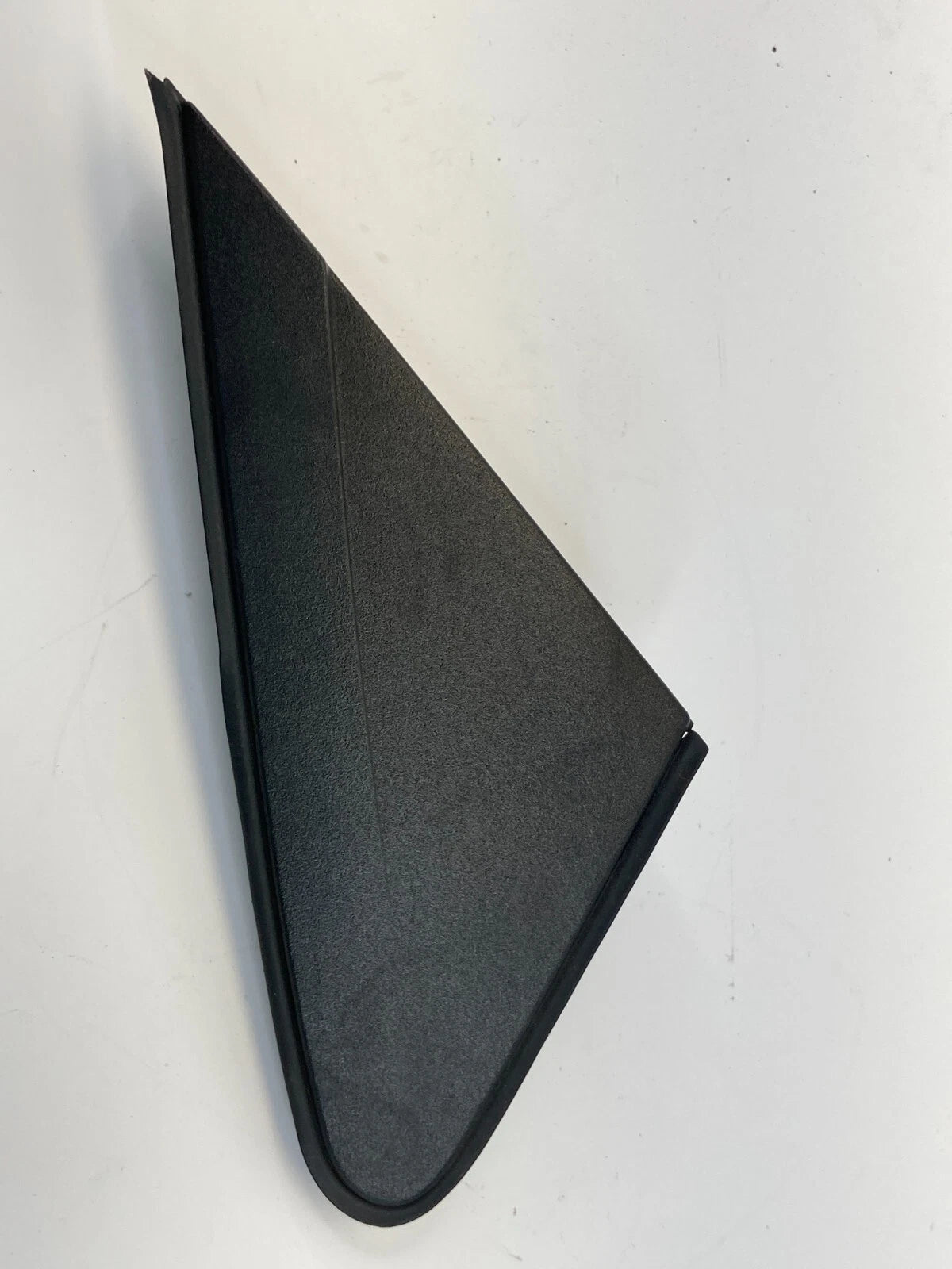 2011-2016 CHEVROLET CRUZE FRONT LEFT OUTER SIDE VIEW APPLIQUE MOLDING 95486483