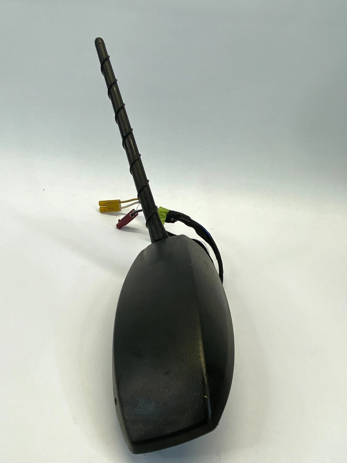 2013-2017 CHEVROLET EQUINOX REAR ROOF AM/FM RADIO ANTENNA BASE MAST 23298710