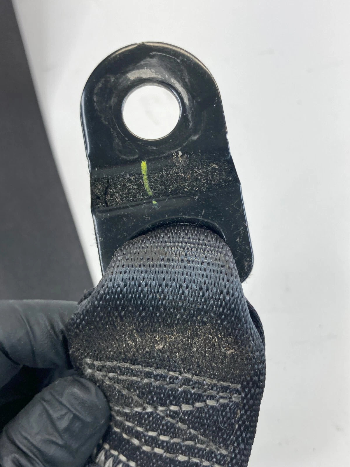 2009 2010 DODGE JOURNEY FRONT RIGHT PASSENGER SIDE SEAT BELT RETRACTOR OEM