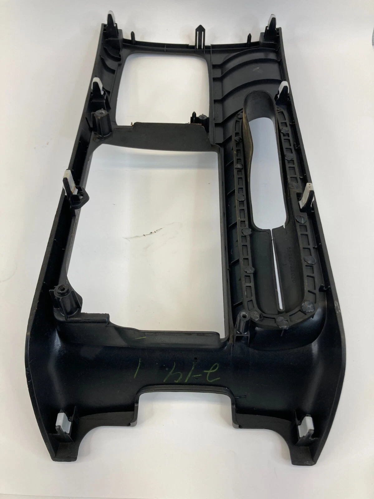 2002-2006 TOYOTA CAMRY CUP HOLDER CENTER CONSOLE TRIM SHIFTER BEZEL 58822-AA010