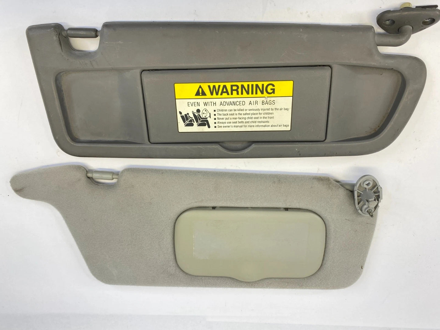 2001-2005 HONDA CIVIC SUN VISOR SET PAIR DRIVER AND PASSENGER SIDE OEM