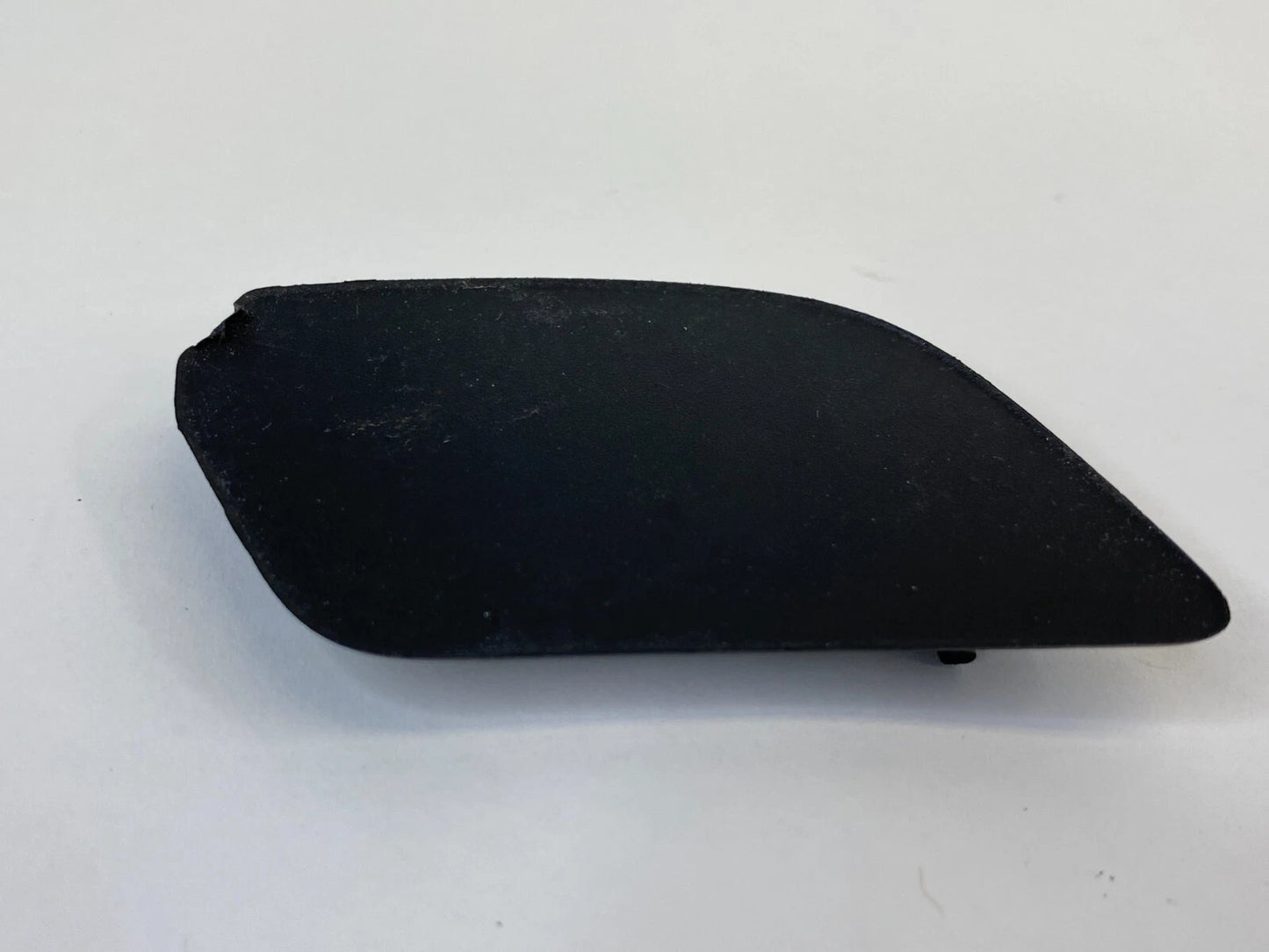 2010-2017 CHEVROLET CHEVY EQUINOX FRONT RIGHT HANDLE SCREW COVER BEZEL 13577266