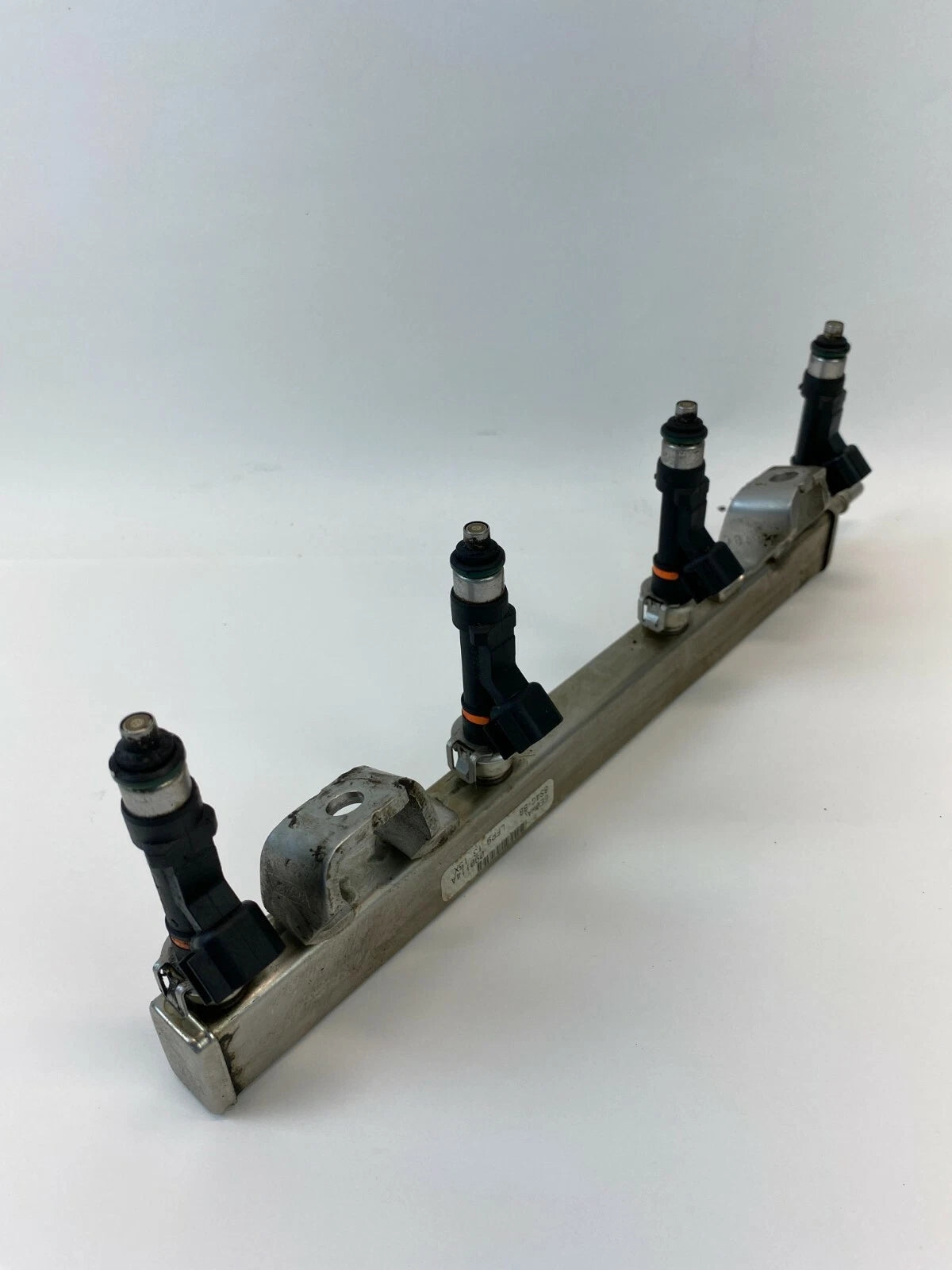 08-11 FORD FOCUS 13-20 FUSION FUEL INJECTION RAIL W/ INJECTORS 4M5G-9D280-DB OEM