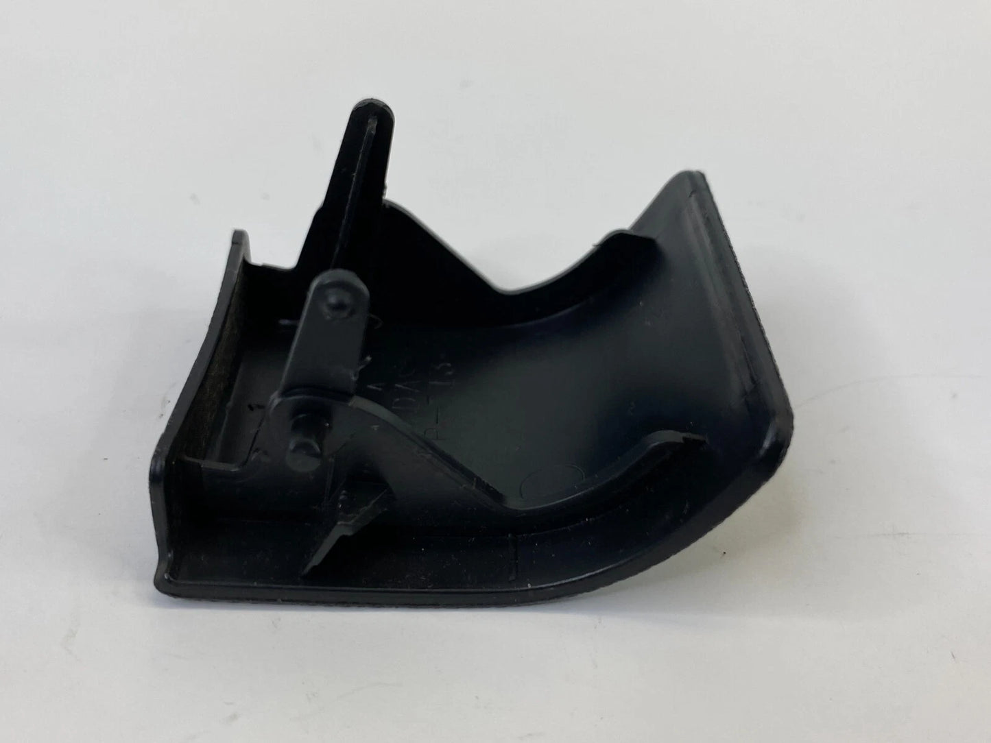 03 04 05 06 07 HONDA ACCORD REAR SEAT CHILD ANCHOR COVER CAP LID 84512SDAA010