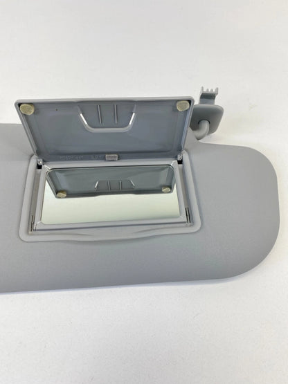 04-08 MAZDA 3 MAZDA3 SEDAN RIGHT PASSENGER SIDE SUNVISOR SUN VISOR SHADE GRAY