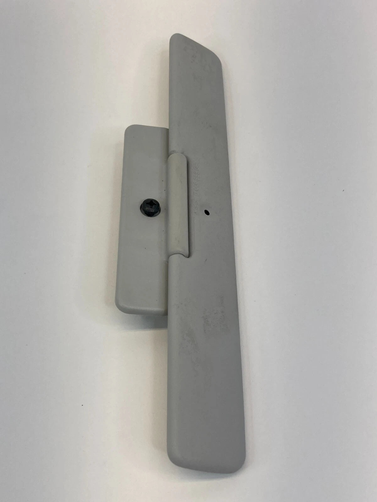 98-05 VOLKSWAGEN PASSAT CENTER MIDDLE TOP SUNVISOR SUN VISOR SHADE 3B0858555D