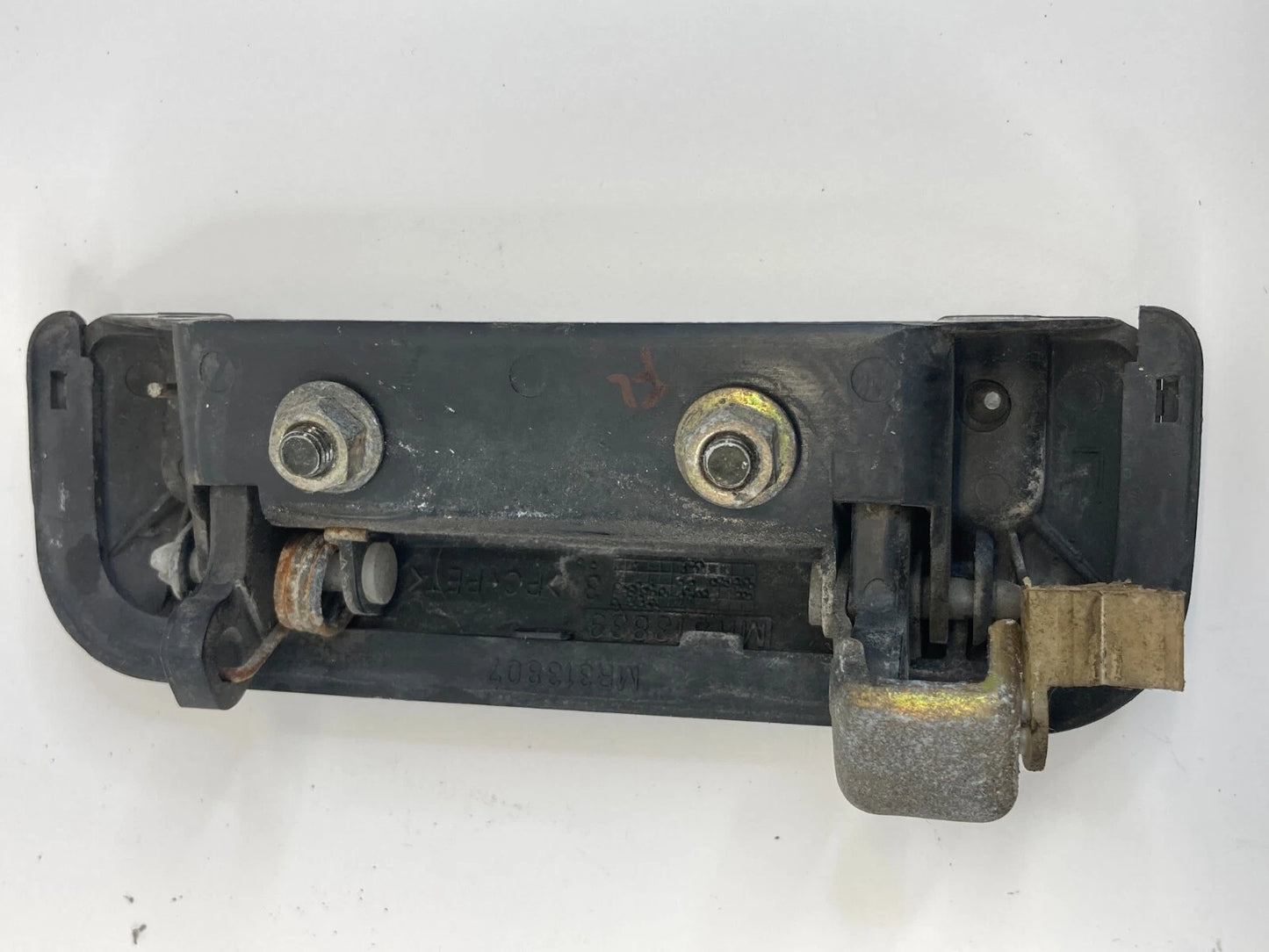2000-2003 MITSUBISHI MONTERO SPORT FRONT LEFT DRIVER SIDE EXTERIOR DOOR HANDLE