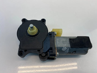 2001-2009 VOLVO S60 REAR RIGHT BACK SIDE POWER WINDOW MOTOR 130-821-778 OEM
