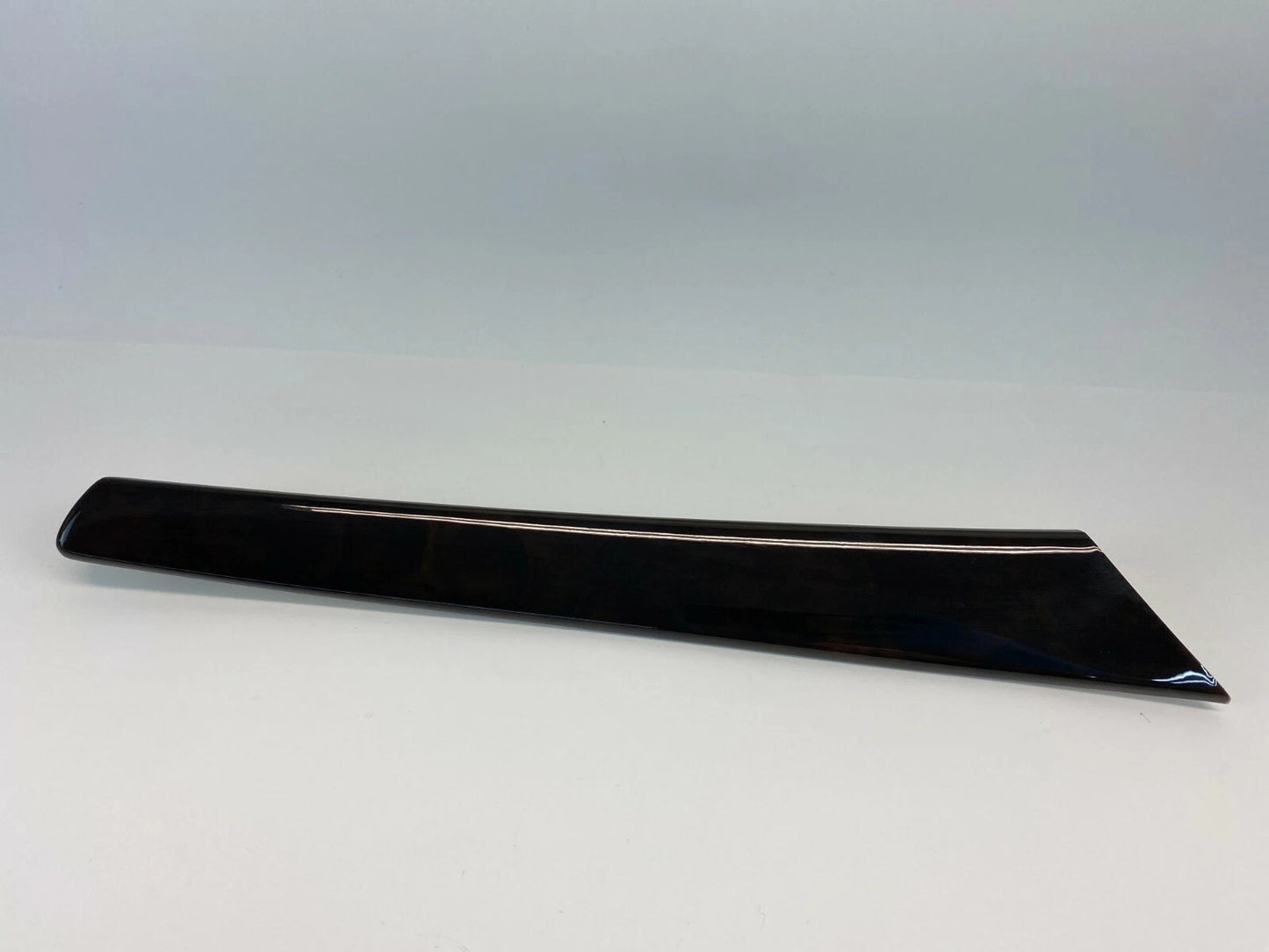 06 07 MERCEDES-BENZ C280 FRONT RIGHT DOOR MOLDING INNER PILLAR TRIM 2037201822