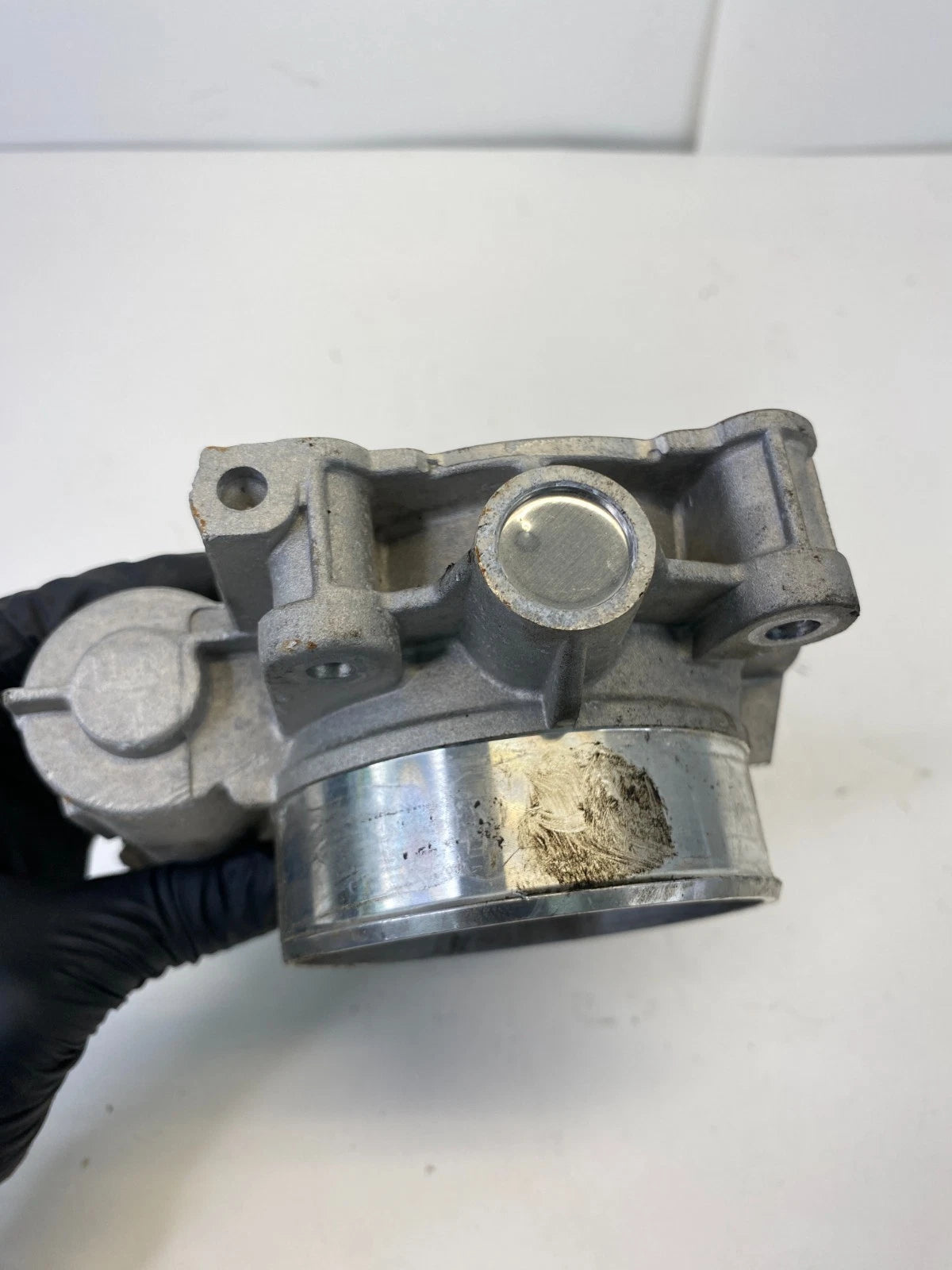 2007-2011 GMC ACADIA 3.6L ENGINE THROTTLE BODY AIR INTAKE ASSEMBLY OEM FACTORY