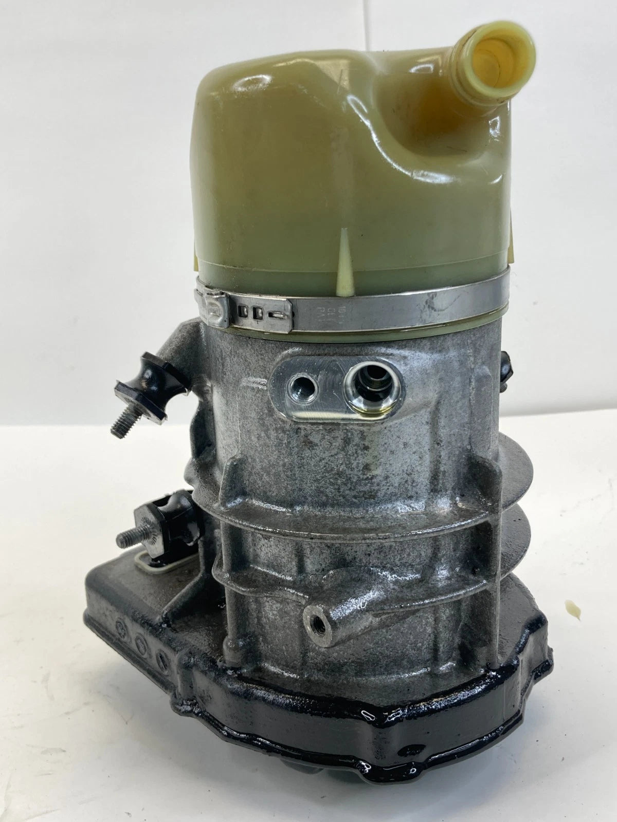 2011-2016 Volvo S60 Electric Hydraulic Power Steering Pump 31329145 OEM