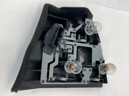 1999 2000 BMW 323i Sedan Rear Right Tail Light Carrier Bulb Holder 63218383100
