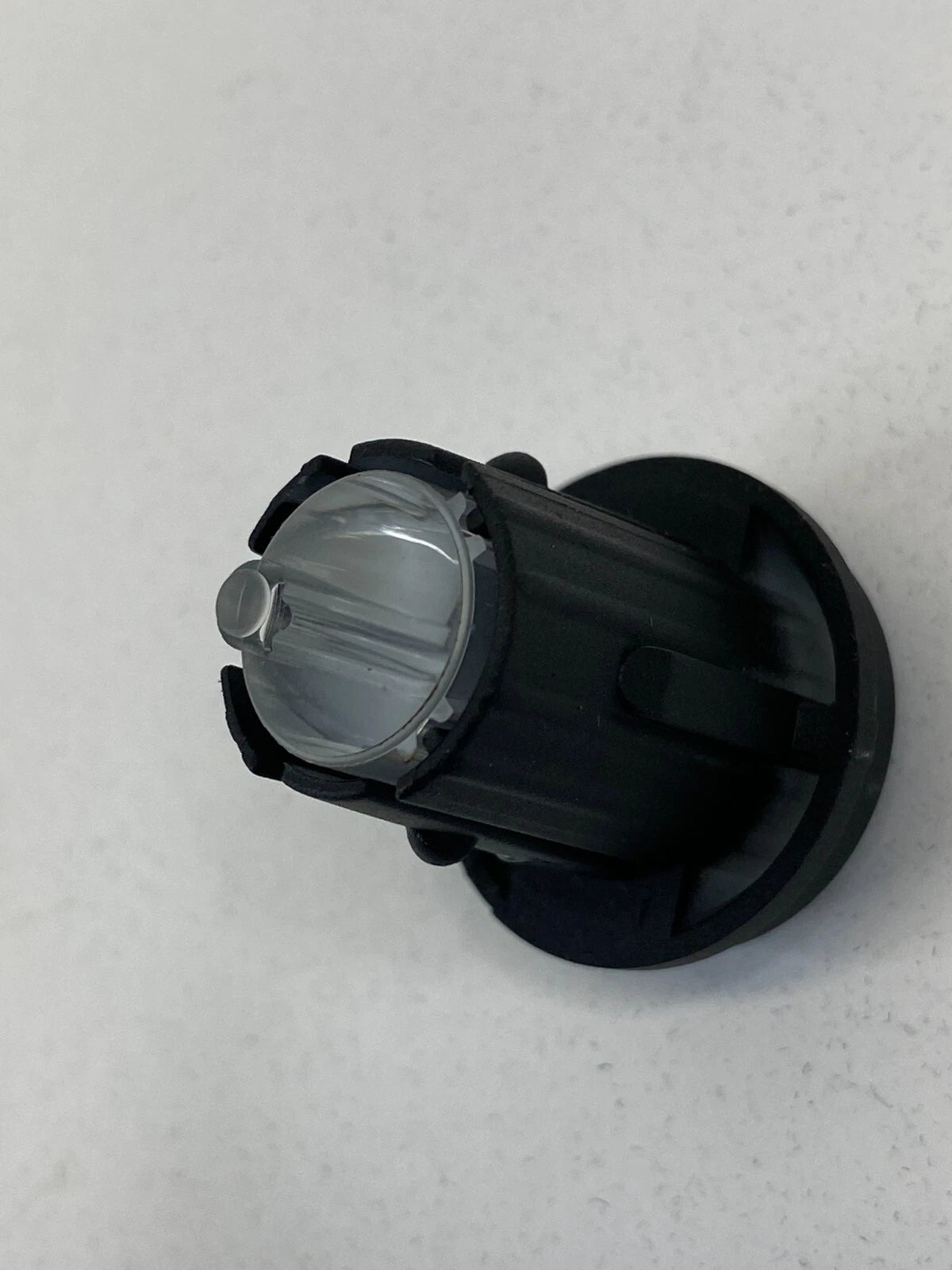 2002-2006 MINI COOPER HATCHBACK 25-DR ODOMETER RESET SWITCH KNOB COVER