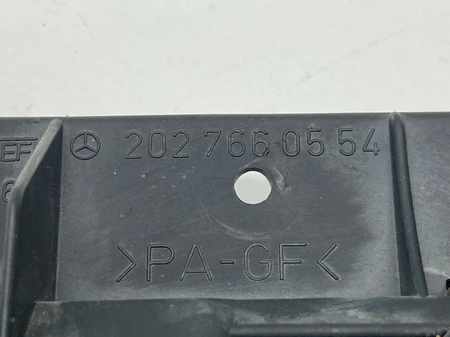 1994-1997 MERCEDES-BENZ C280 C220 FRONT LEFT INTERIOR DOOR HANDLE 2027660554