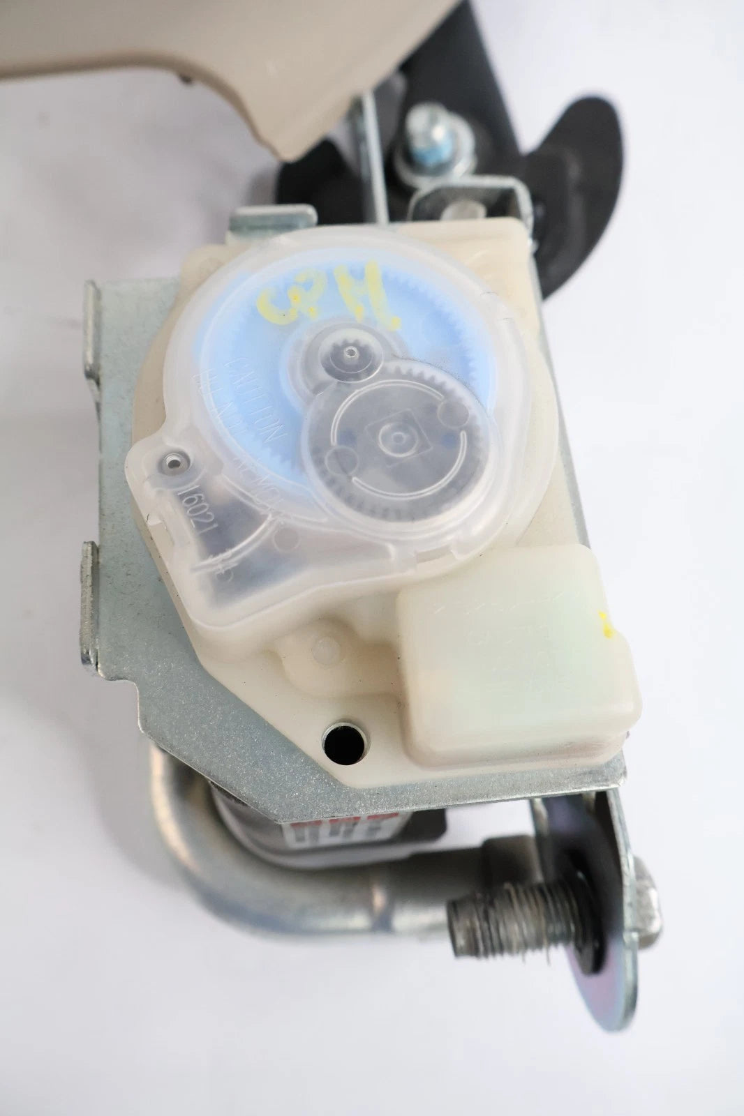 2014-2016 HYUNDAI ELANTRA FRONT RH PASSENGER SEAT BELT RETRACTOR OEM 85843-3Y000