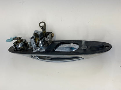 1998-2002 Lincoln Town Car Front Left Exterior Door Handle Assy 938-3000-ASM OEM