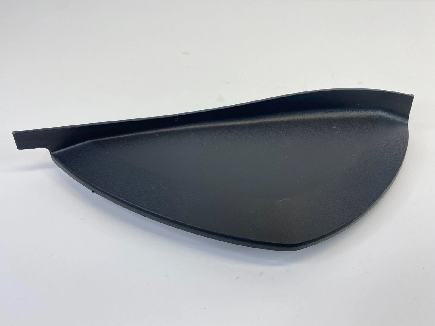 2012-2015 CHEVROLET CAPTIVA SPORT LEFT DRIVER SIDE DASH END CAP COVER 96835001