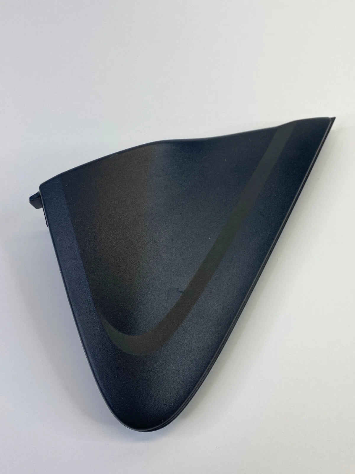 2000-2006 MAZDA MPV FRONT RIGHT OUTER SIDE VIEW CORNER COVER MOLDING LC6269155
