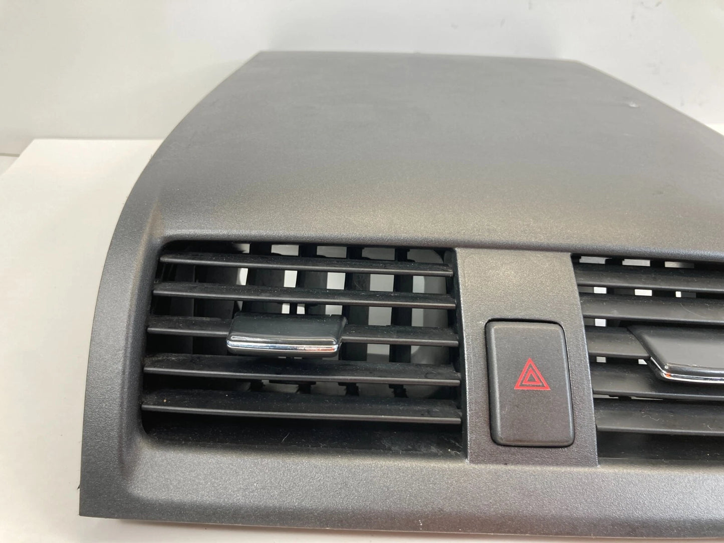 2003-2007 HONDA ACCORD DASH CENTER AIR VENT TRIM W HAZARD SWITCH 77270-SDA-A010