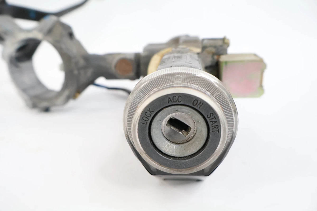 2003-2009 TOYOTA 4RUNNER IGNITION LOCK CYLINDER SWITCH HOUSING ASSY W/ KEY OEM