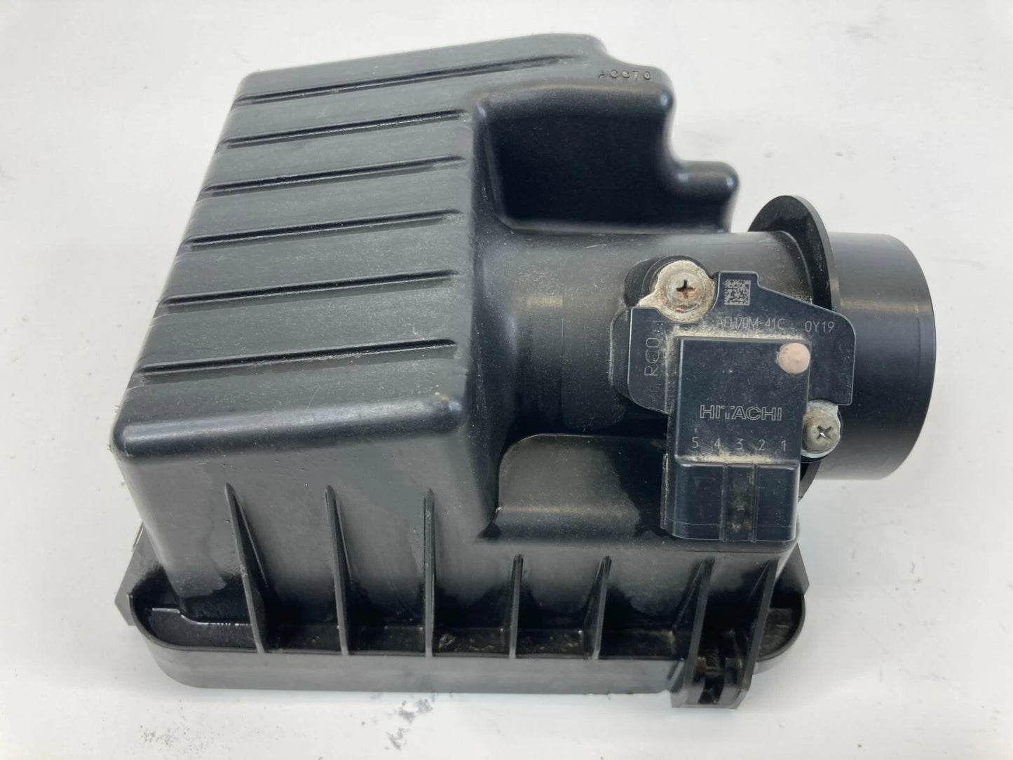 11-16 HONDA CR-Z 1.5L A/T AIR CLEANER BOX UPPER COVER CAP W/ AIR FLOW SENSOR OEM