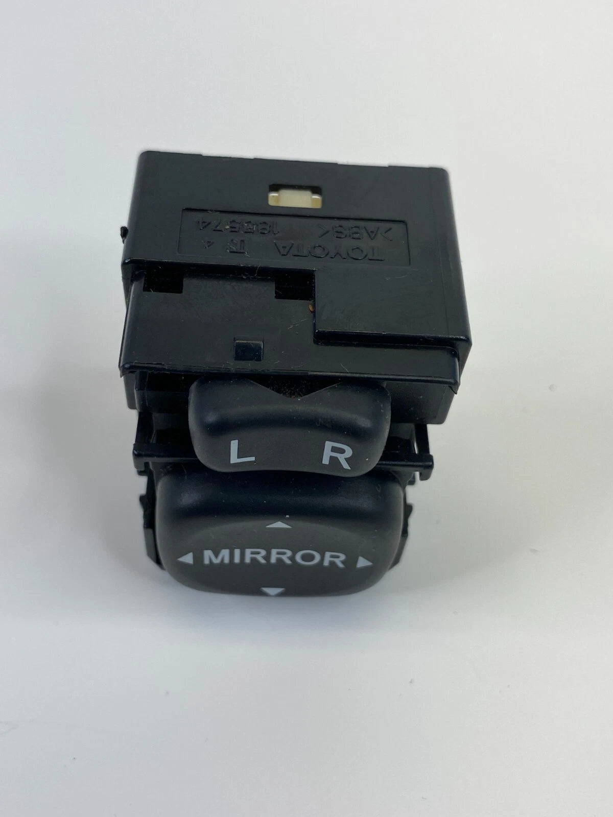 01-07 TOYOTA HIGHLANDER POWER SIDE VIEW DOOR MIRROR CONTROL SWITCH BUTTON OEM