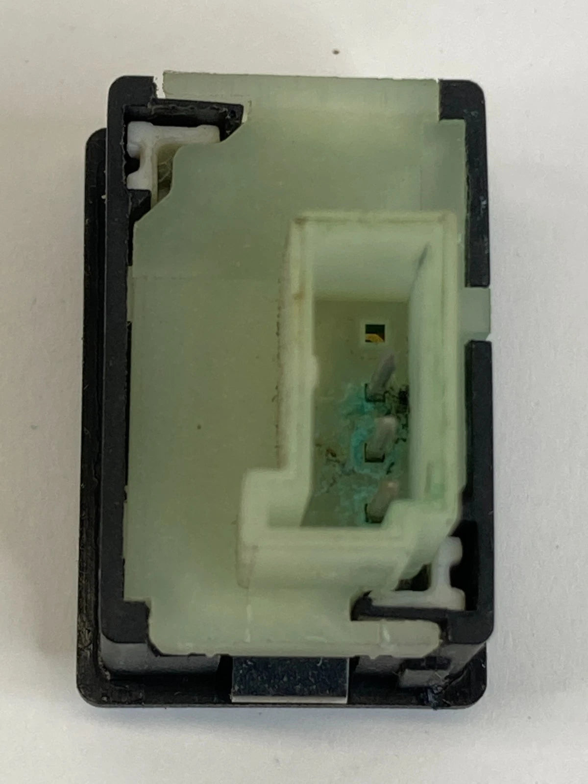 2007 2008 BMW 328XI TRUNK LID OPEN RELEASE CONTROL SWITCH 6921846 OEM