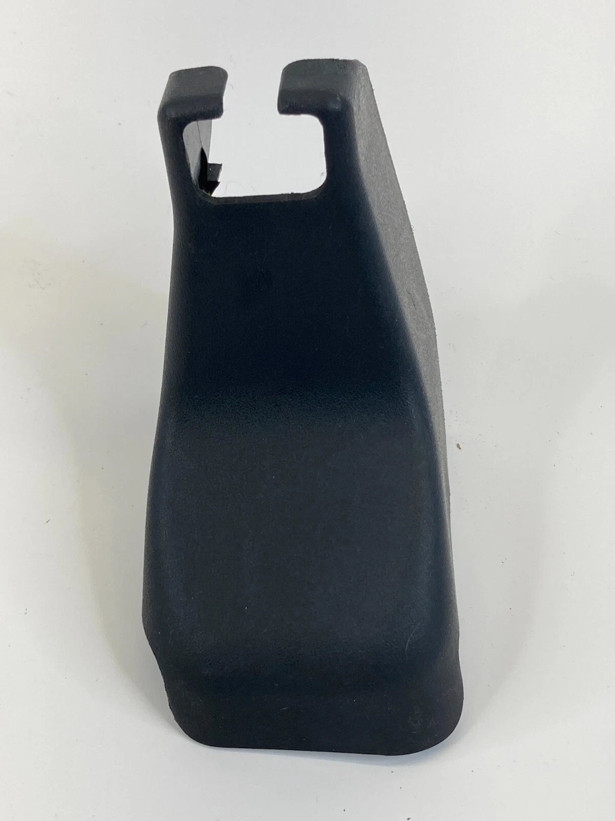 2009-2013 SUBARU FORESTER LEFT SEAT OUTER TRACK END COVER TRIM CAP 64115SC030