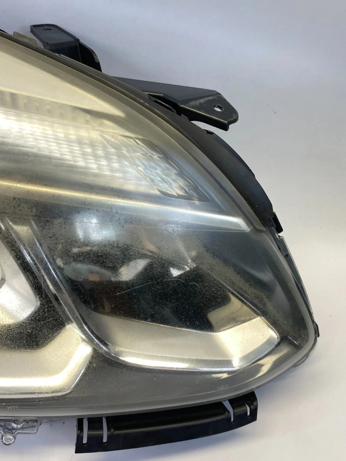 2016 2017 CHEVROLET EQUINOX FRONT RIGHT PASSENGER HEADLIGHT HEADLAMP HALOGEN