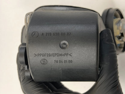 06-11 MERCEDES CLS500 FUEL FILLER TANK DOOR GAS LID W/ CAP UNIT A2105849717 OEM