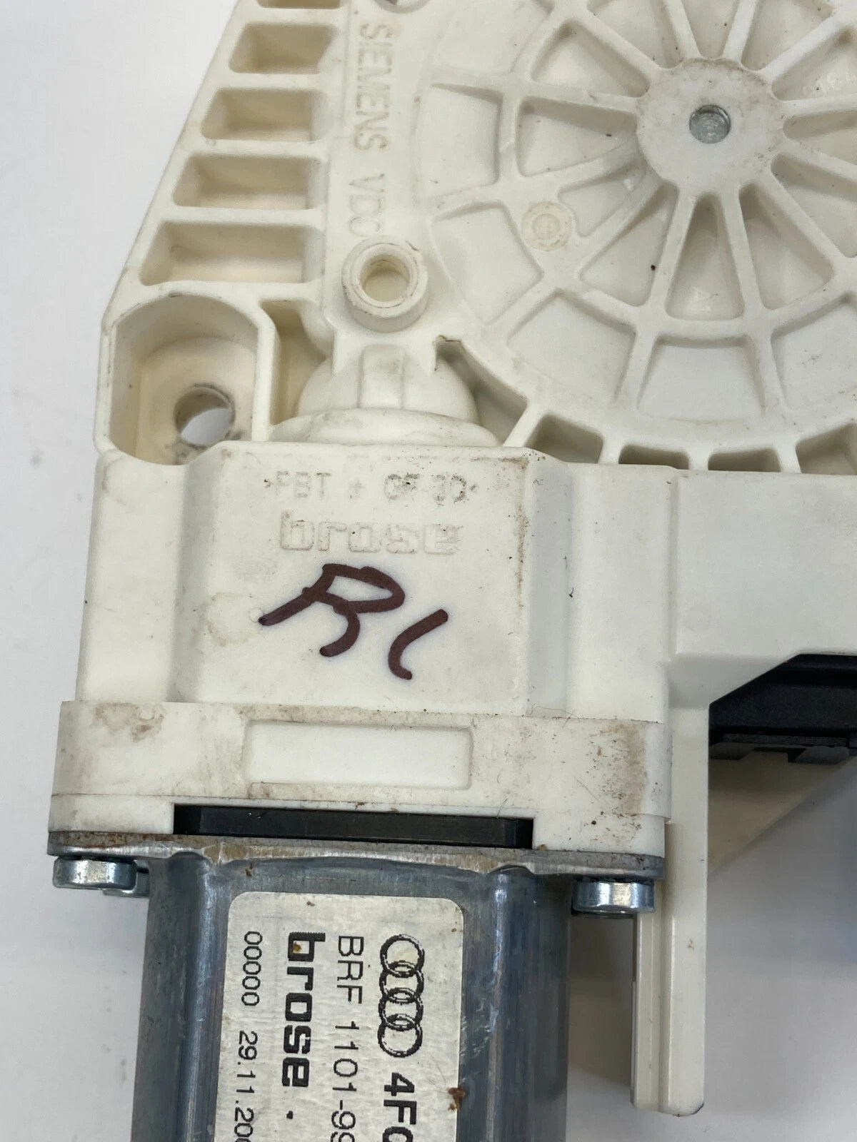 2006-2009 AUDI A6 QUATTRO REAR LEFT SIDE DOOR POWER WINDOW MOTOR 4F0959801C OEM