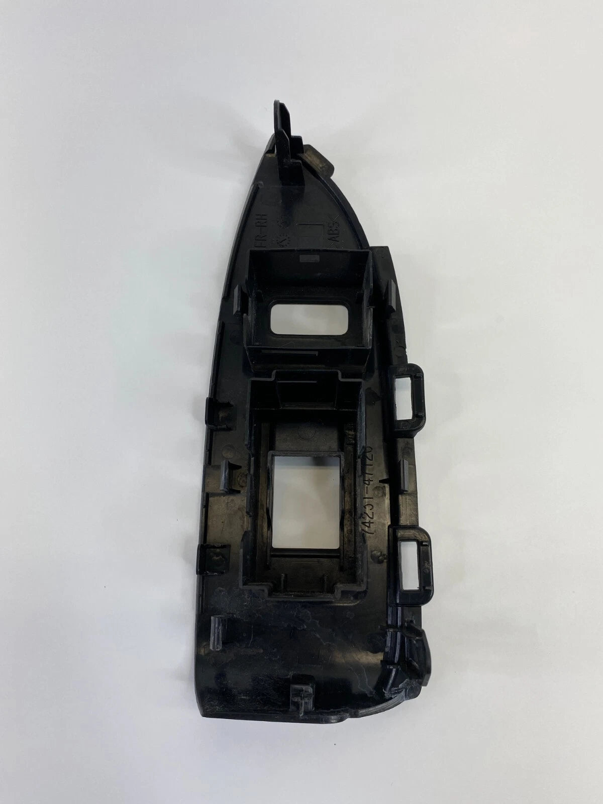 10-15 TOYOTA PRIUS FRONT RIGHT SIDE DOOR POWER WINDOW SWITCH BEZEL 74231-47120