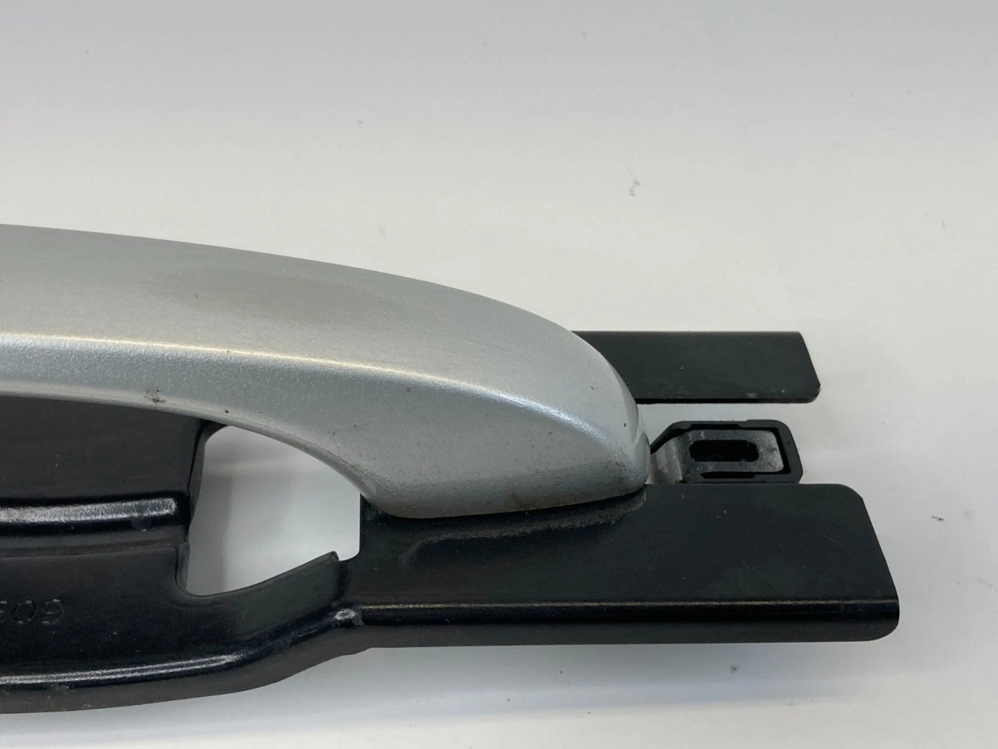 2009 2010 09 10 DODGE JOURNEY REAR RIGHT SIDE OUTER EXTERIOR DOOR HANDLE OEM