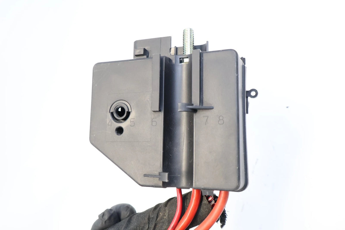 2006-2013 MERCEDES W251 R350 FRONT FUSE BOX RELAY W BATTERY DISTRIBUTION MODULE