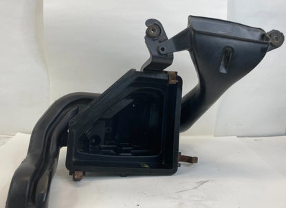 08-11 FORD FOCUS 2.0L 16V FWD AIR CLEANER BOX INTAKE ASSEMBLY VP8S4U-9A624-A OEM