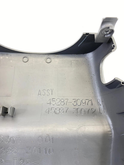 1998-2005 LEXUS GS300 UPPER STEERING COLUMN LOWER COVER BEZEL TRIM 45286-3A110