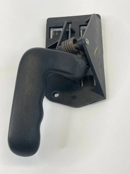 2000-2006 GMC YUKON REAR RIGHT PASSENGER SIDE INTERIOR DOOR HANDLE OEM 15780298