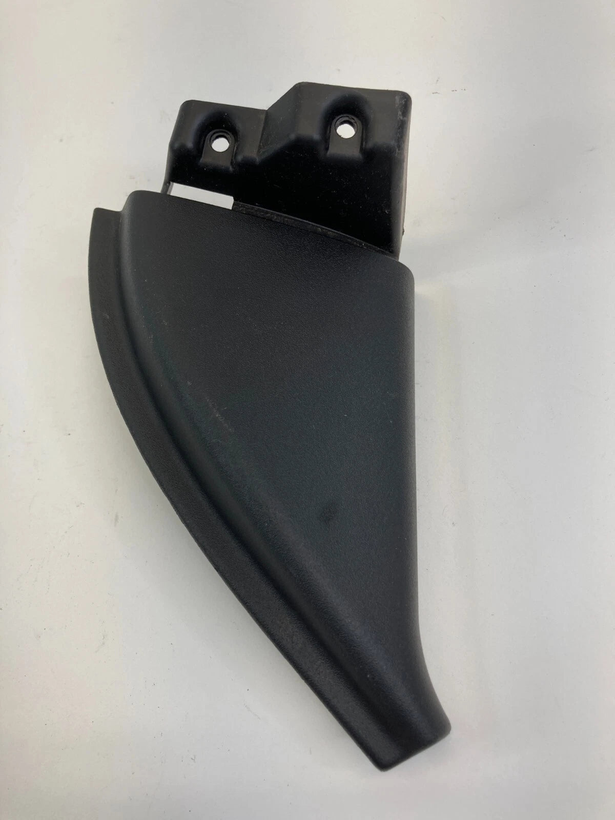 2009-2012 CHEVROLET TRAVERSE FRONT LEFT DRIVER INTERIOR DOOR MIRROR CORNER COVER