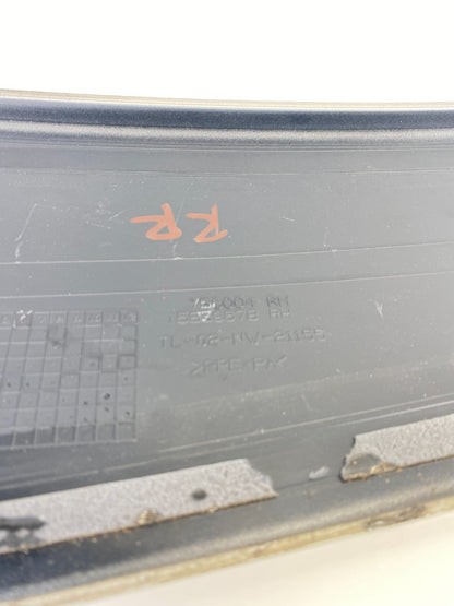 2008-2012 Buick Enclave Rear Right Quarter Window Molding Trim 15839678 OEM