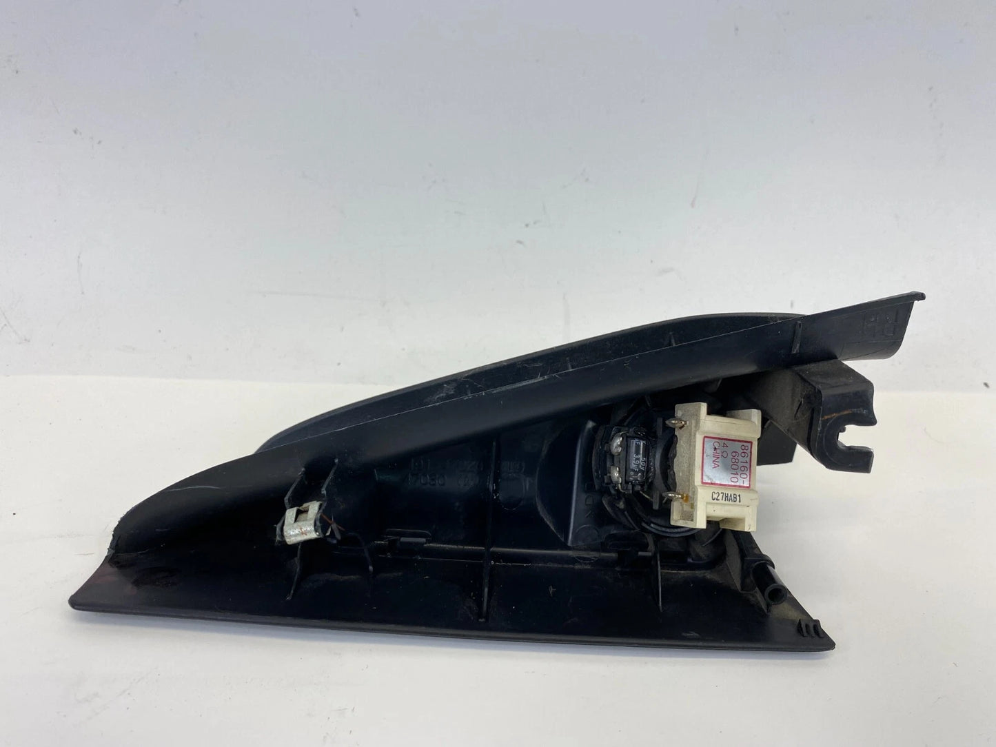 2004-2009 TOYOTA PRIUS FRONT RIGHT PASSENGER TWEETER SPEAKER W/ COVER 6749147020