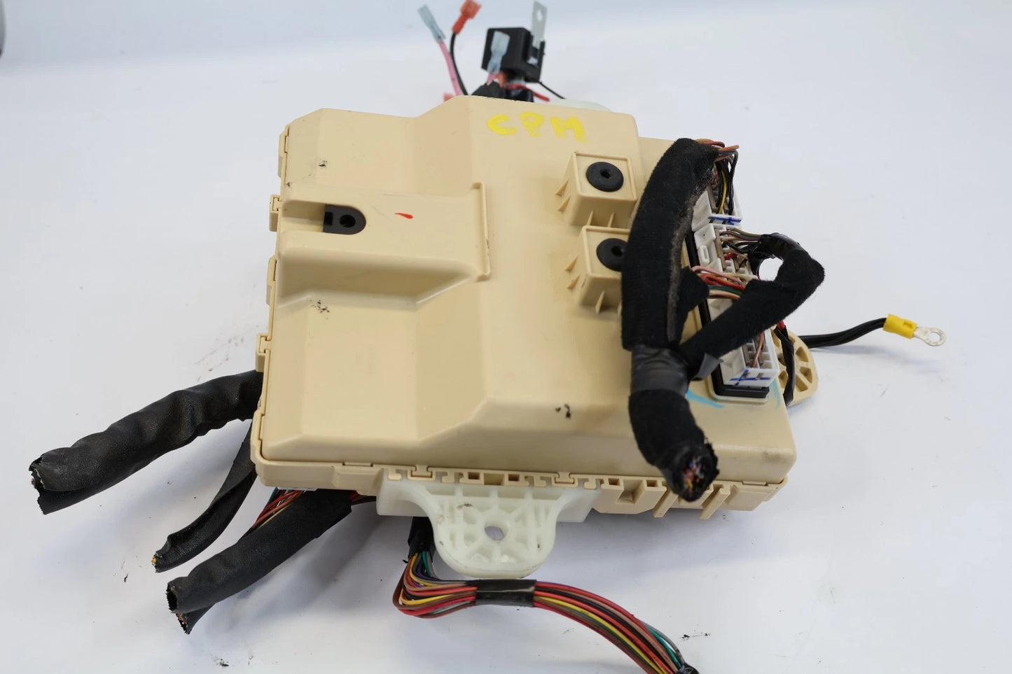 2014 2015 KIA SORENTO 3.3L INNER CABIN FUSE RELAY BOX MODULE BCM OEM 954001U250