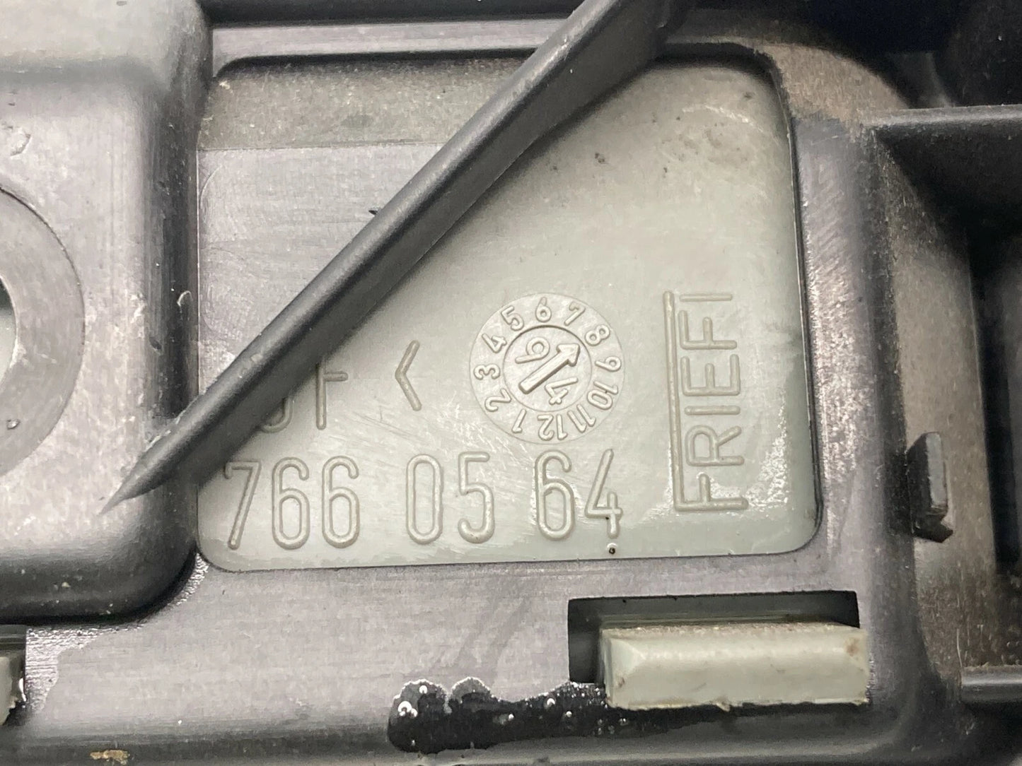 94-97 MERCEDES-BENZ C 280 REAR LEFT INTERIOR DOOR HANDLE ASSEMBLY 2027600161 OEM