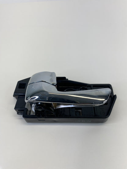 2009 2010 Hyundai Sonata Rear Left Side Interior Door Handle Assy 83613-NF520