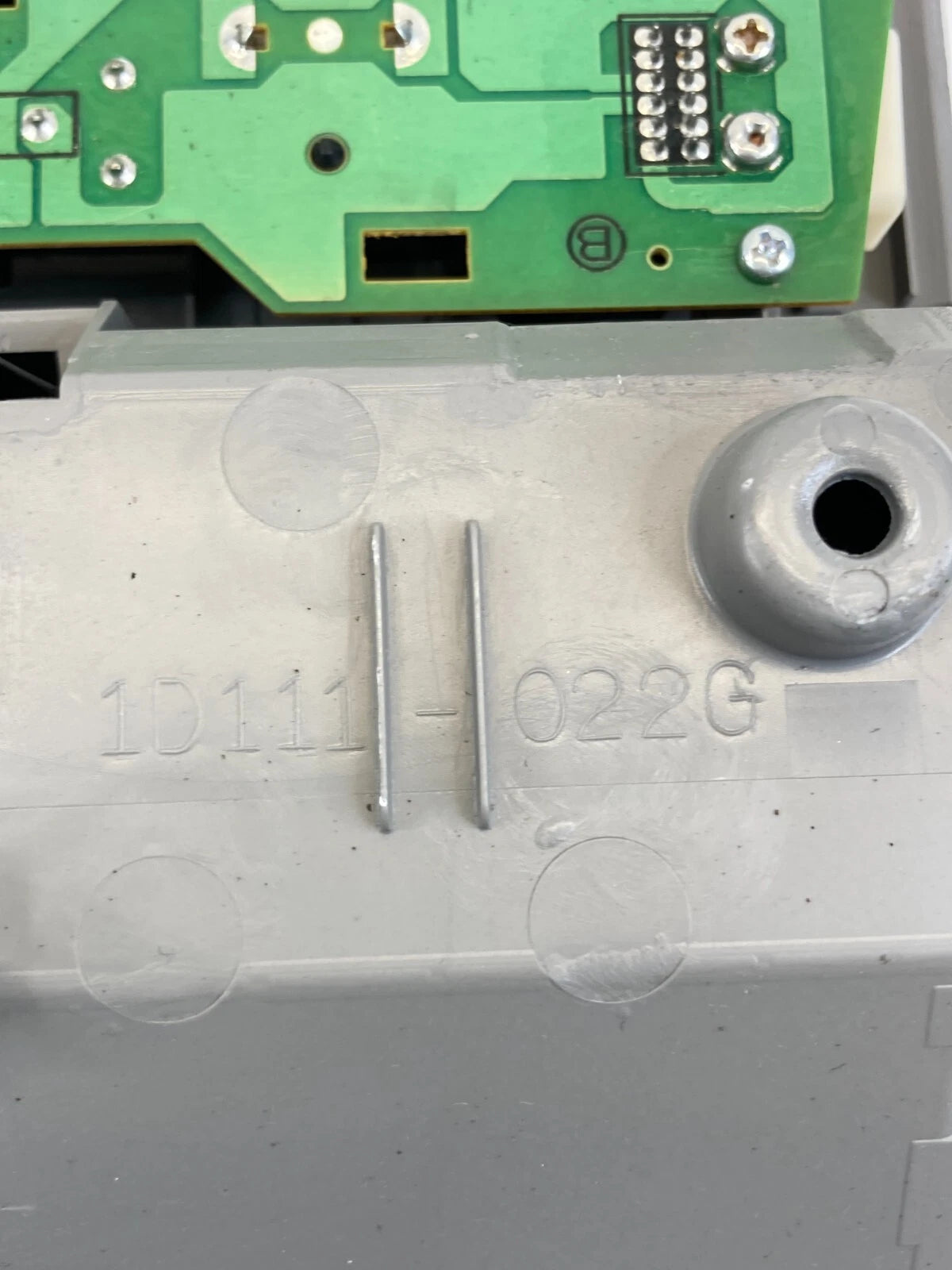 04-09 TOYOTA PRIUS FRONT ROOF OVERHEAD CONSOLE DOME MAP LIGHT LAMP OEM