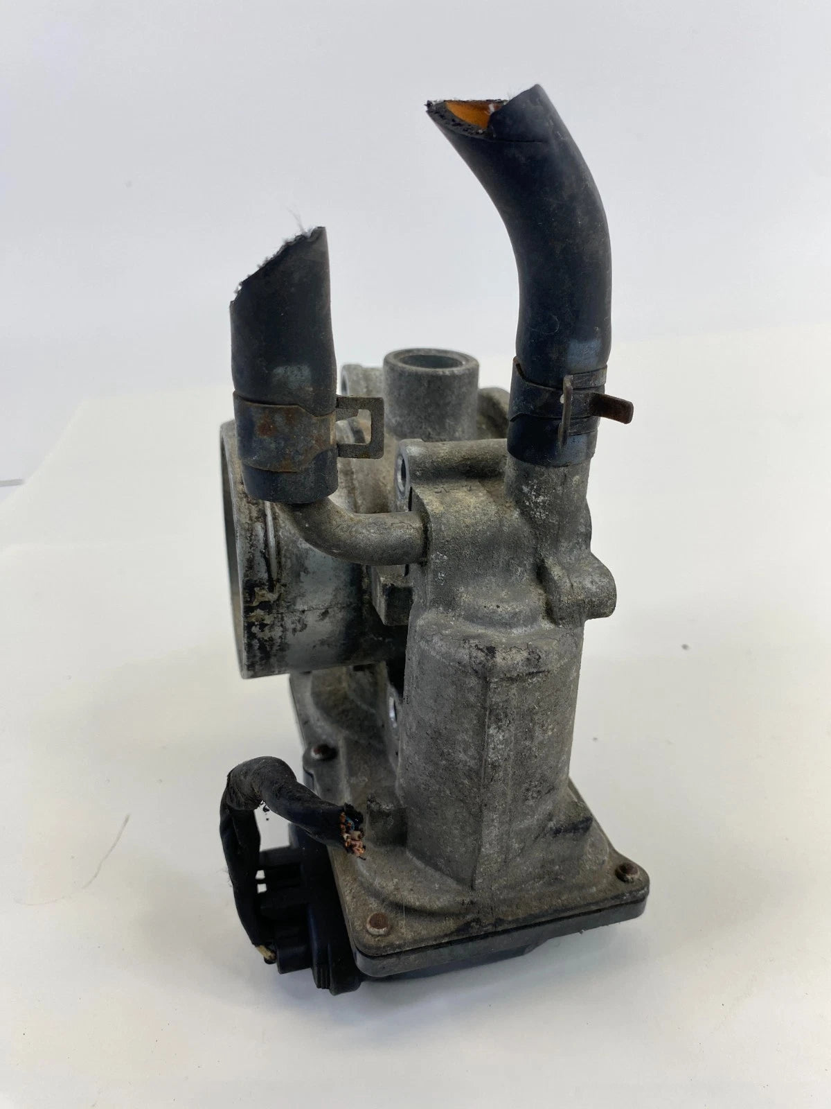 2012-2019 HYUNDAI ACCENT 1.6L 16V THROTTLE BODY THROTTLE VALVE 35100-2B300 OEM