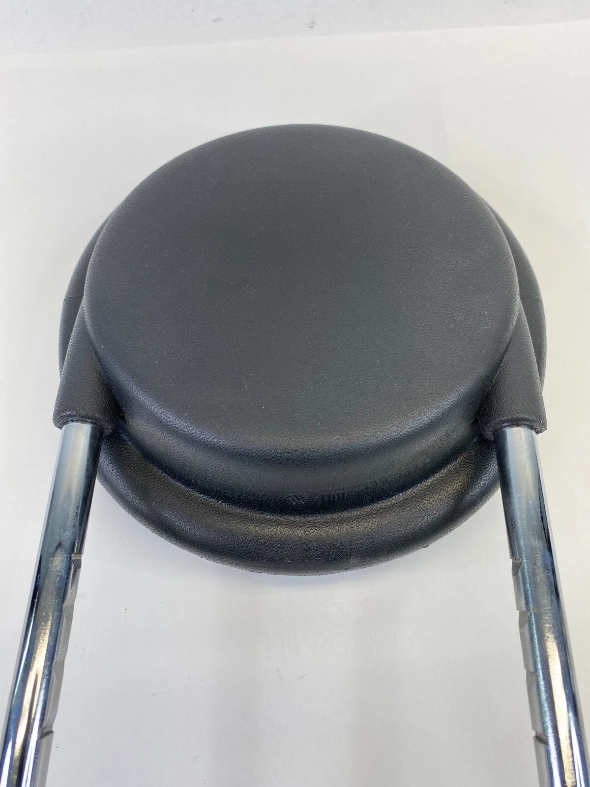 2012-2019 FIAT 500 FRONT SEAT HEADREST RIGHT PASSENGER SIDE HEAD REST