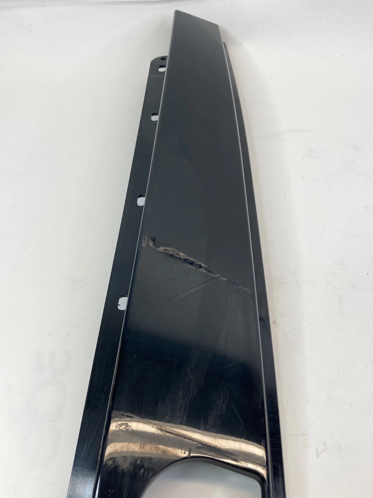 2009-2015 JAGUAR XF REAR RIGHT EXTERIOR B-PILLAR MOLDING TRIM 8X23-F255A62 OEM