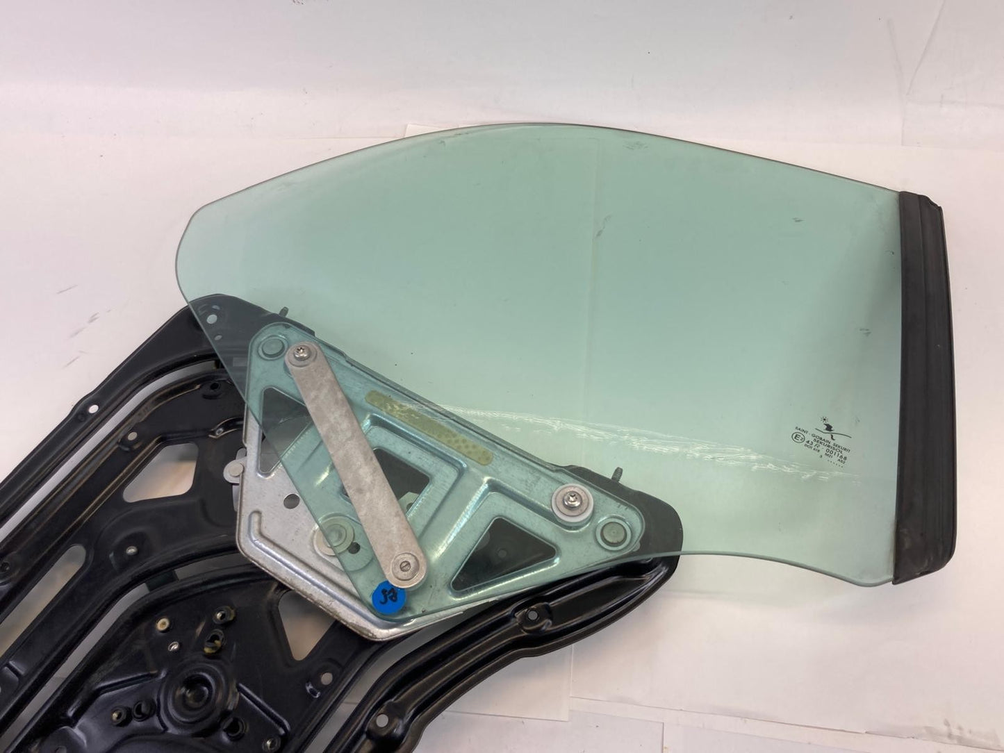 2004-2011 Saab 9-3 Convertible Rear Right Side Quarter Window Glass w/ Regulator
